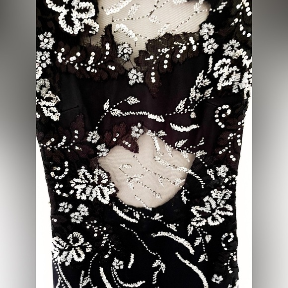 Mac Duggal Silver Sequin Cutout Mini Dress Bodycon SZ XS Party Black Lace Dress - Picture 4 of 14